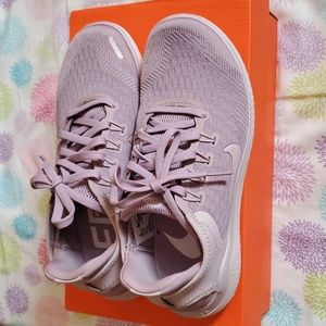 Women's Nike Free Run 2018 BNIB
